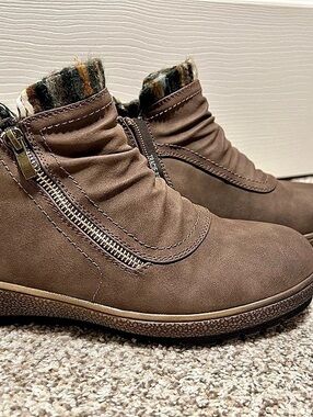 Patrizia Ankle Boots in Brown Like New